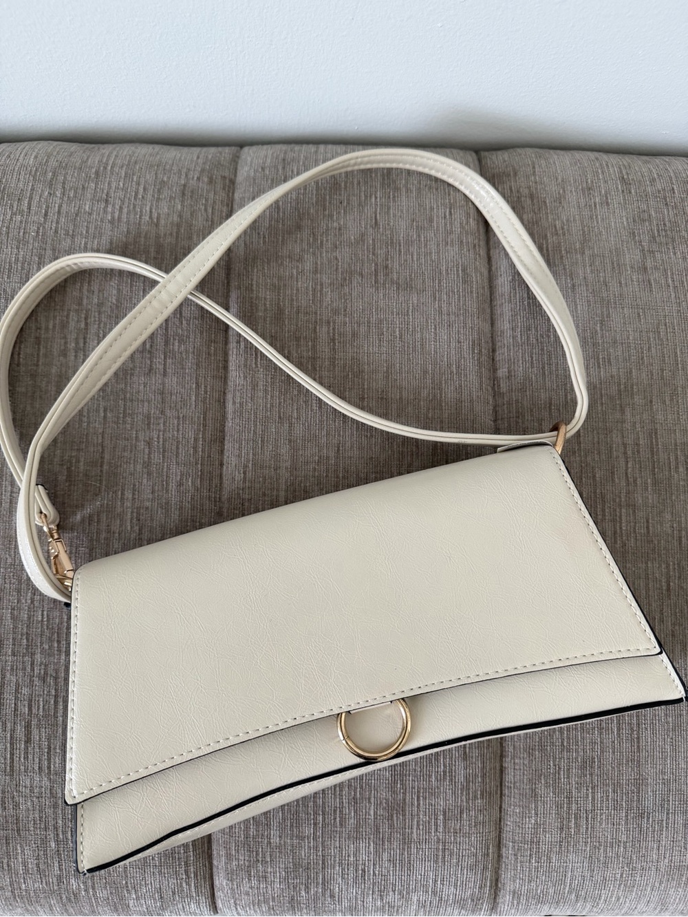 Cream Crossbody Shoulder Bag with Gold Ring Accent